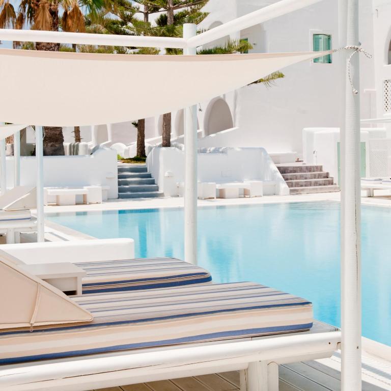 Bazén v ubytování Daedalus Hotel nebo v jeho okolí