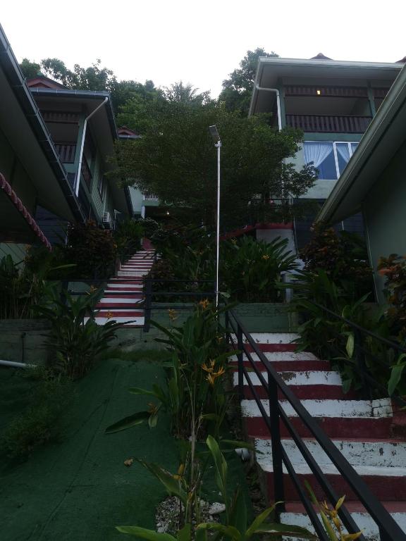 Zahrada ubytování Perhentian Chomel Chalet