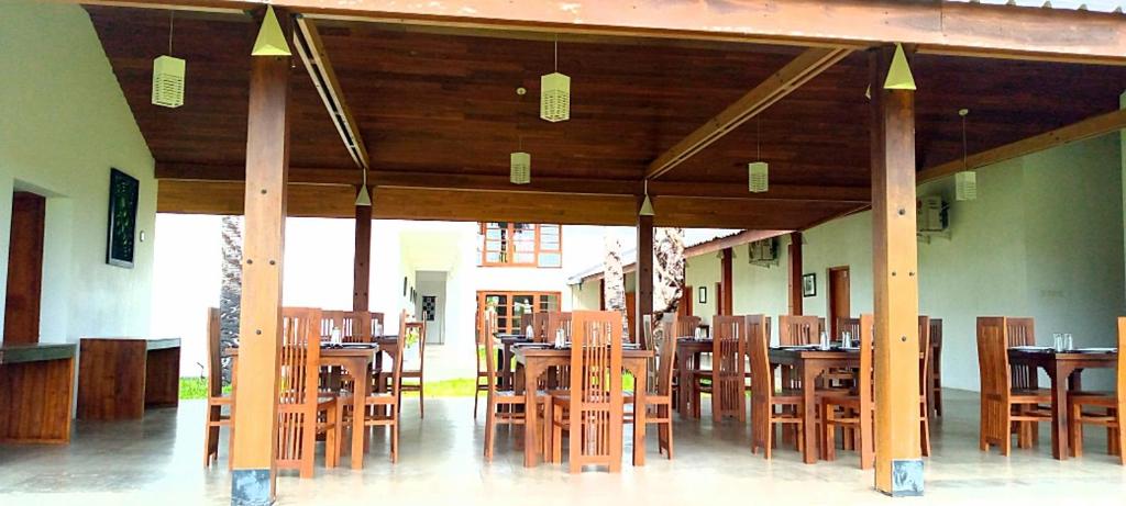 Restaurace v ubytování KayJay Palms