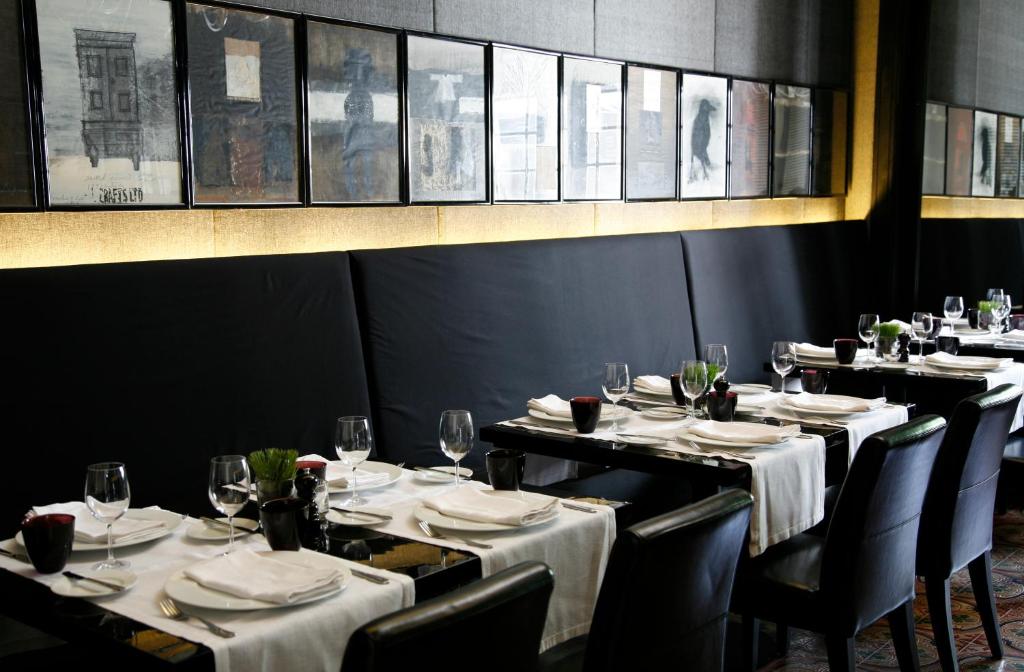 Restaurace v ubytování Paradise Road Tintagel Colombo