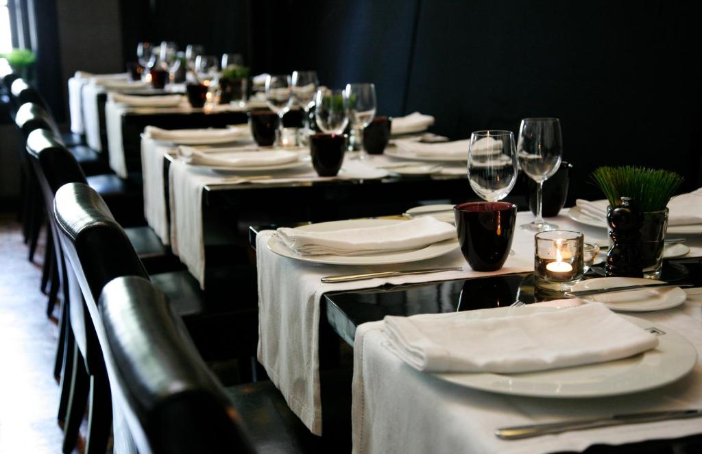 Restaurace v ubytování Paradise Road Tintagel Colombo