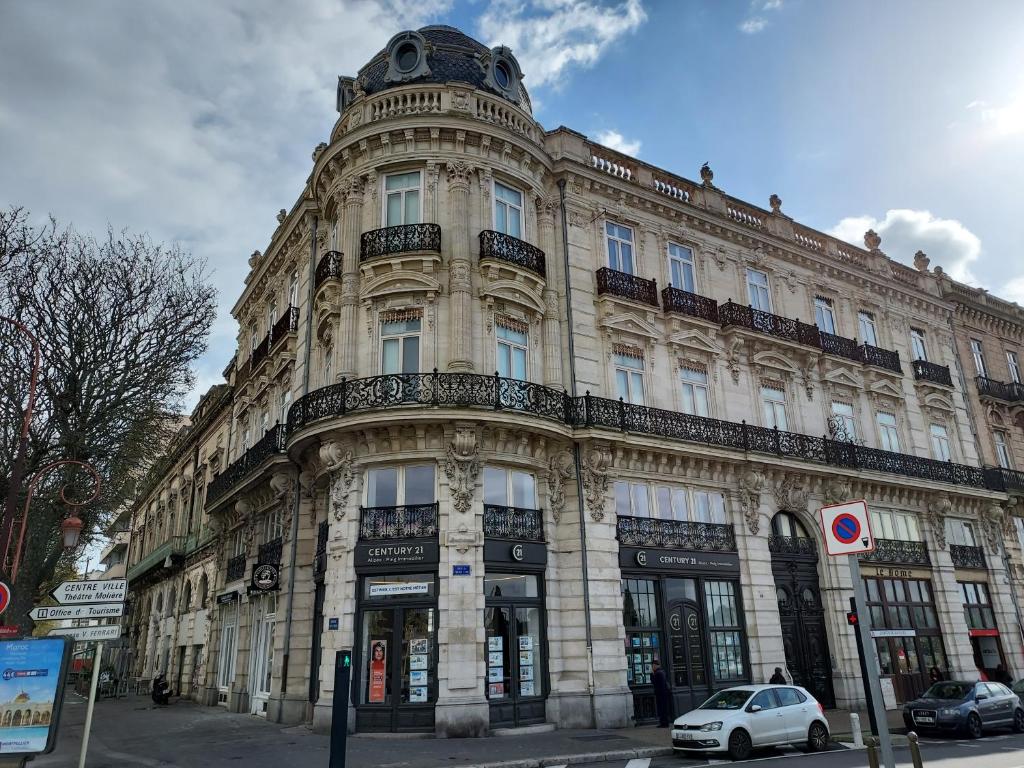 L'antre sol - Housity