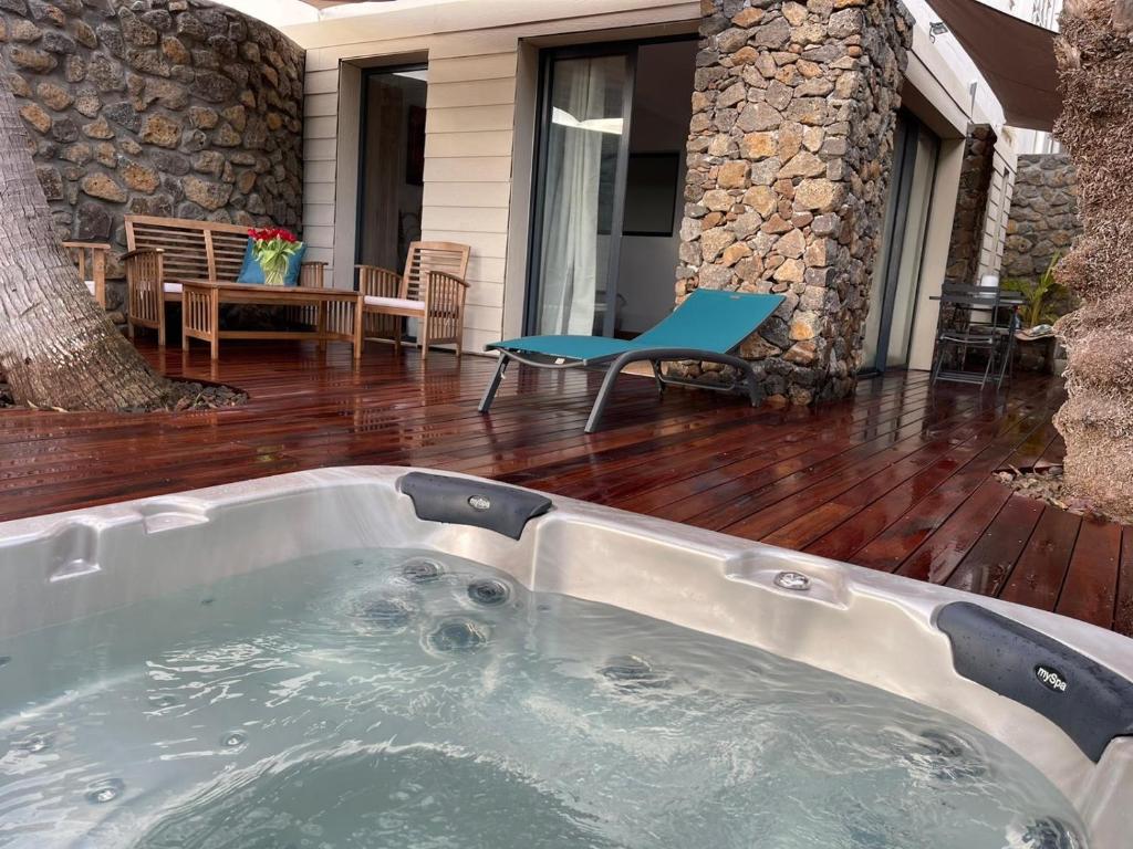 Piscine de l'établissement Villa Prana ou située à proximité