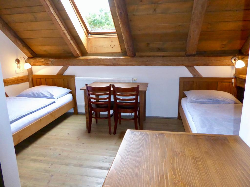 U Devíti vidlí - Chambre Jumelle Avec Vue Sur Le Jardin