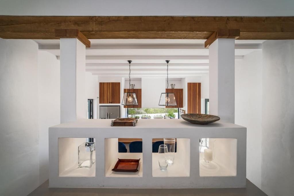 Finca Victoria EU - a lovely Ibiza villa in the hills, Ibiza ...