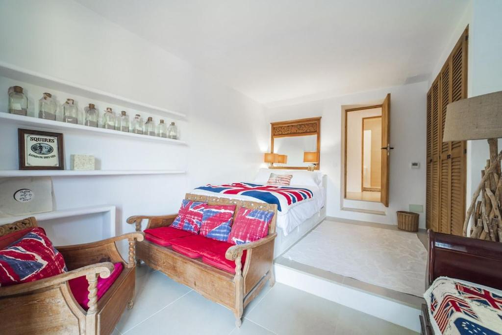 Finca Victoria EU - a lovely Ibiza villa in the hills, Ibiza ...