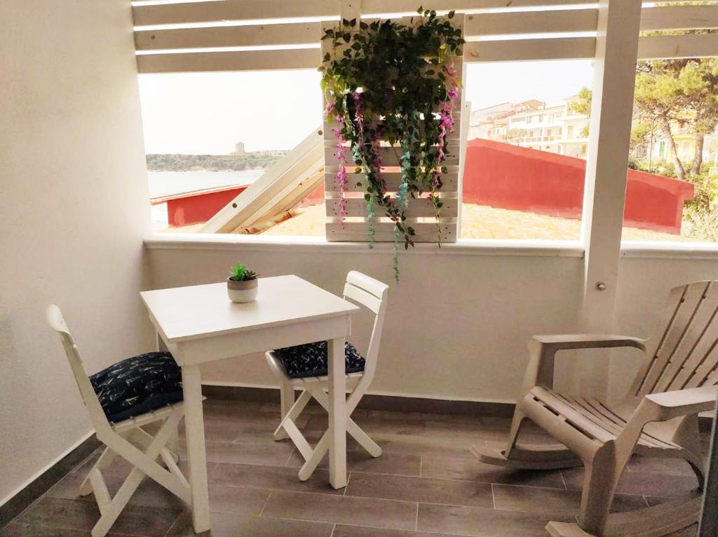 Balkón alebo terasa v ubytovaní B&B Capo Rizzuto fronte Mare