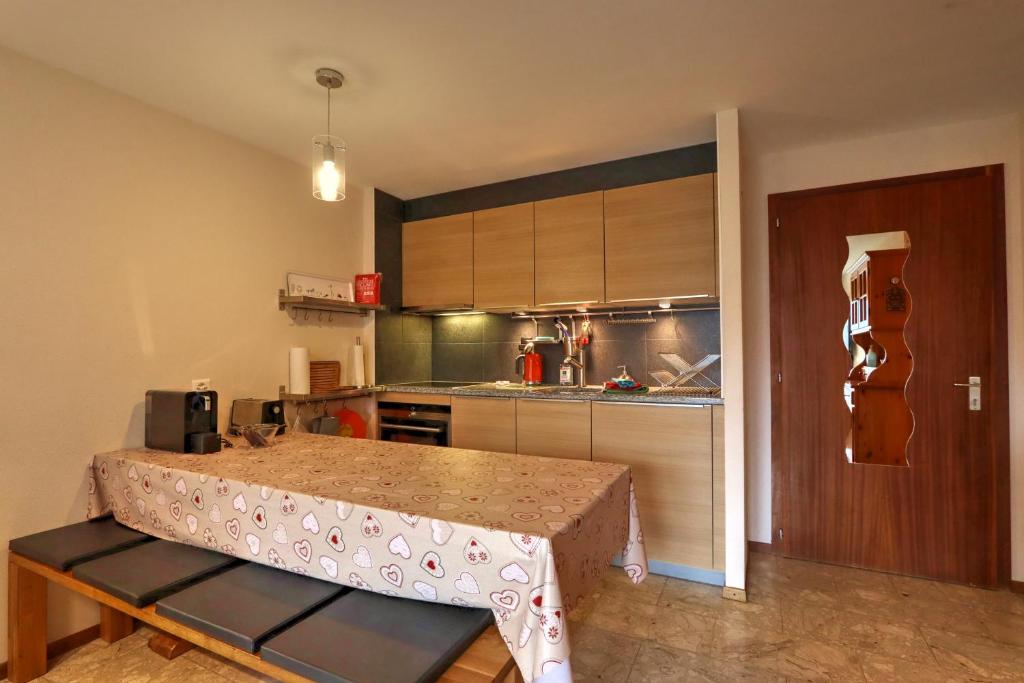 Appartement Ancien Comté 주방 또는 간이 주방