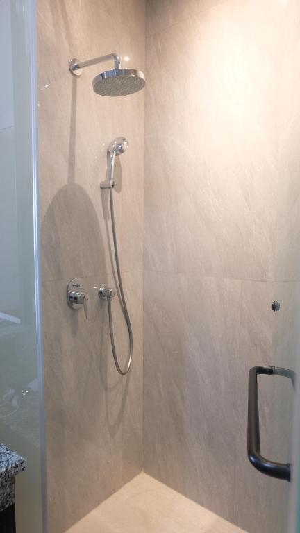 Koupelna v ubytování Grand Miami Hotel