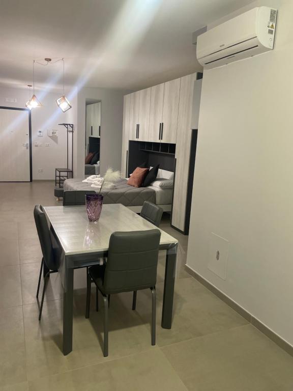 Posedenie v ubytovaní B&B Elles con parcheggio interno
