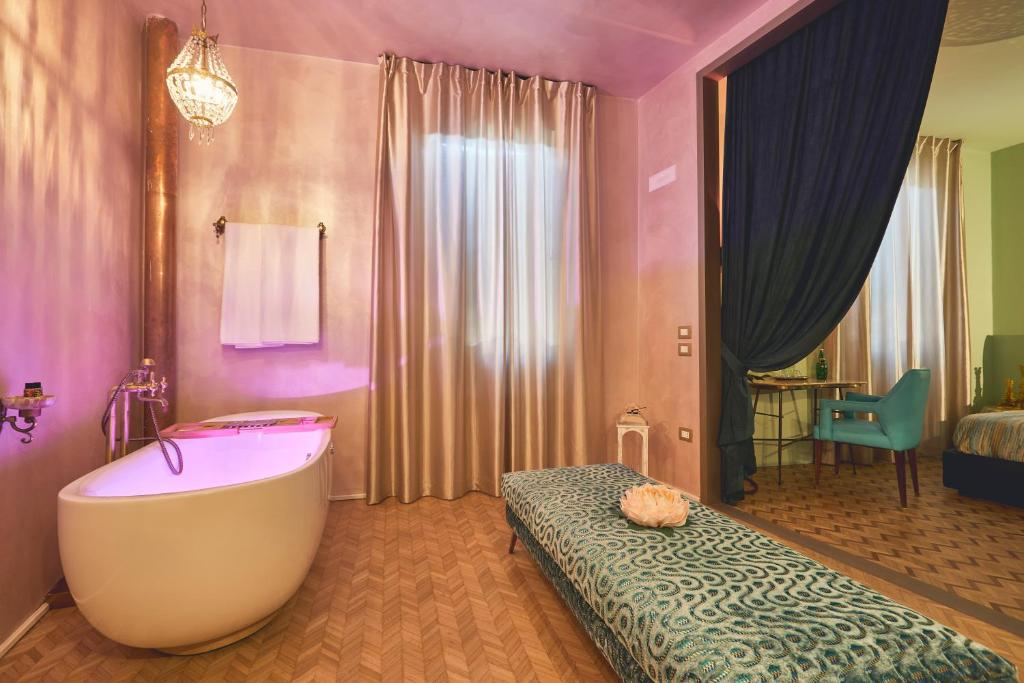 Koupelna v ubytování Le Stagioni Luxury Suite