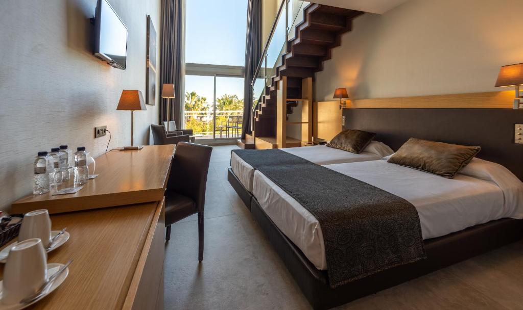 Postel nebo postele na pokoji v ubytování Gran Palas Hotel - Spa incluido