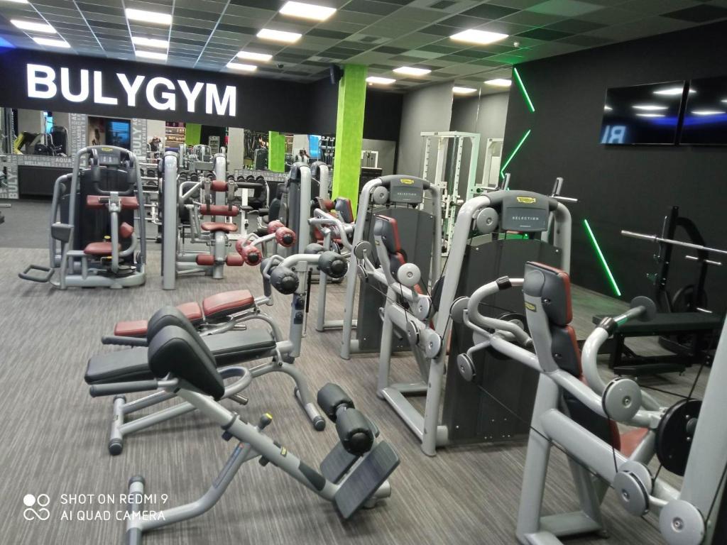 Fitness centrum a/nebo fitness zařízení v ubytování Buly Aréna