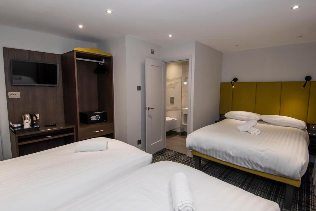 Howard Winchester Hotel - 