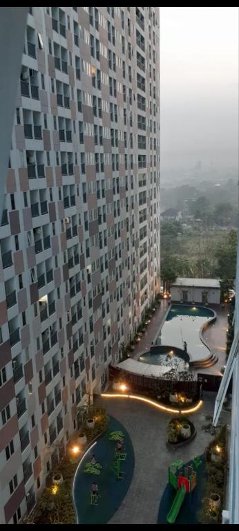 Red Dragon Apartel Apartemen Grand Sentraland Karawang