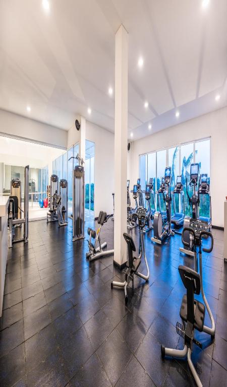 Fitness centrum a/nebo fitness zařízení v ubytování Dreams Karibana Cartagena Golf & Spa Resort