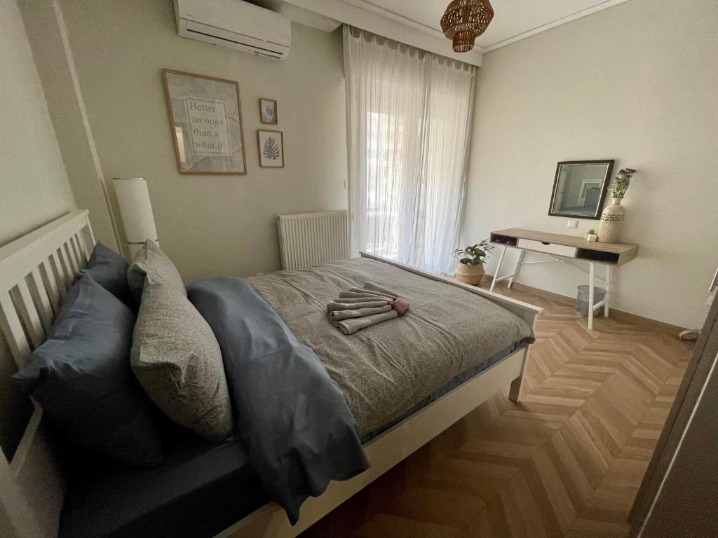 Posteľ alebo postele v izbe v ubytovaní Διαμέρισμα στο κέντρο της Θεσσαλονίκης!