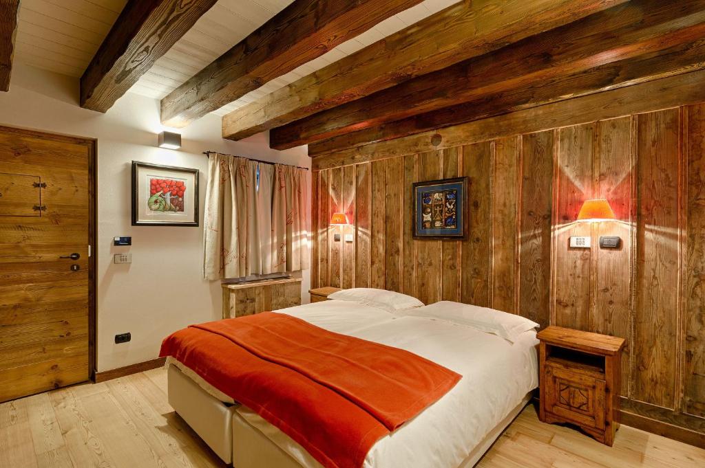 Les Plaisirs d'Antan - 2