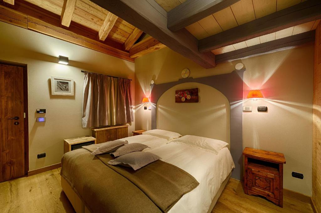 Les Plaisirs d'Antan - 11