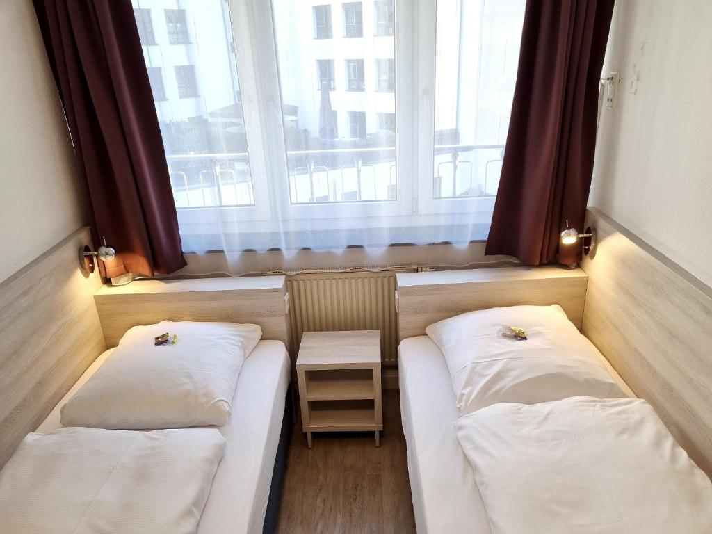 Adler Hotel Frankfurt - Resim 40