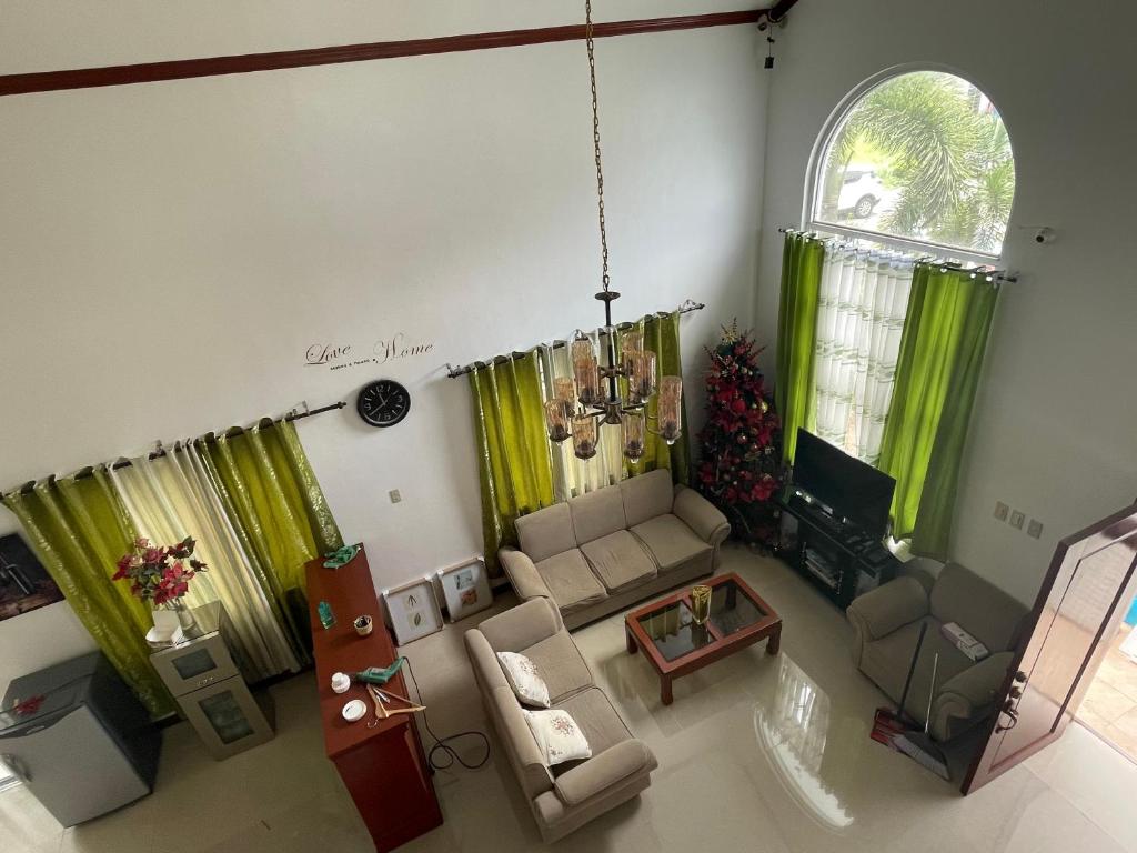 Simple Filipino House Interior Design