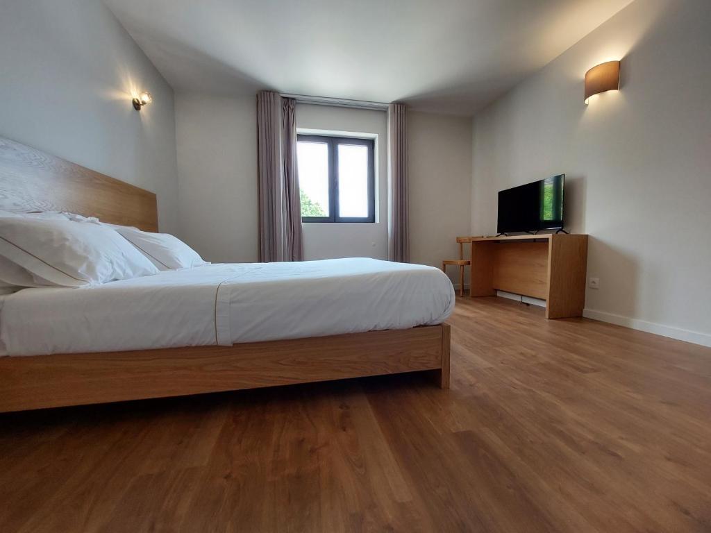 Quinta da Roda Hotel - Conforto e Tranquilidade no Gerês - 套房与山景