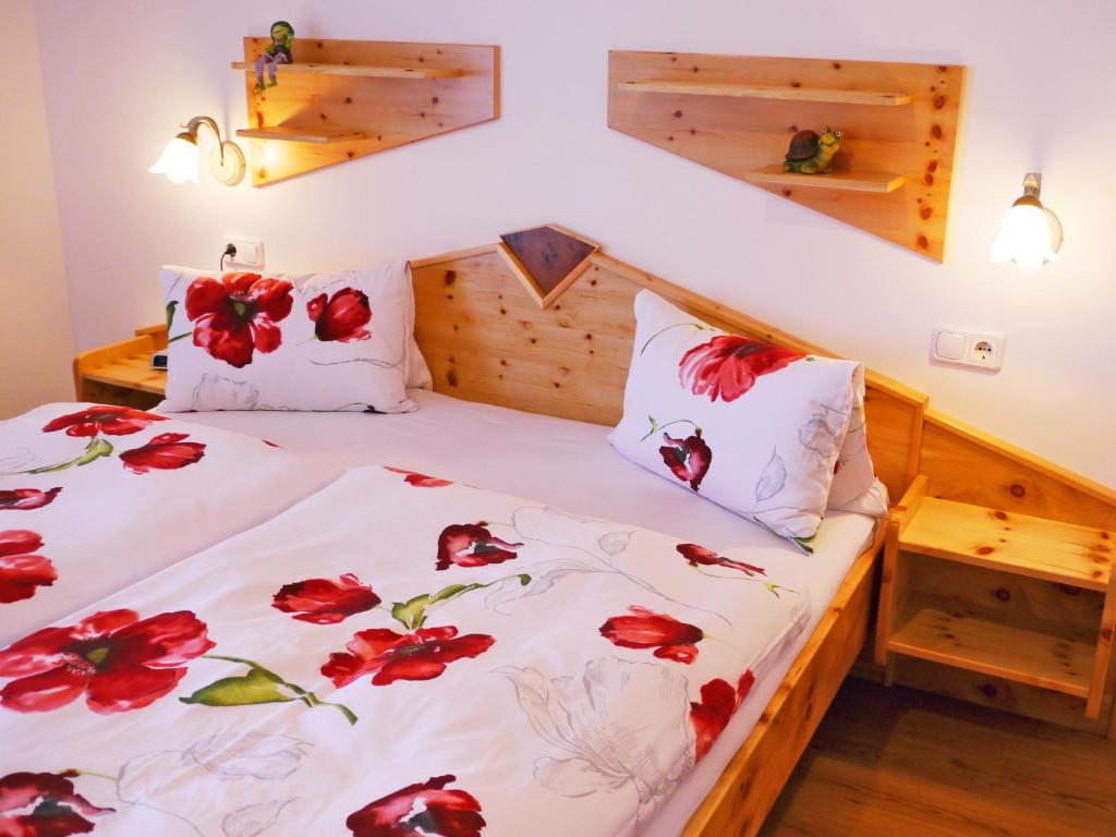 Postel nebo postele na pokoji v ubytování Haus Moser