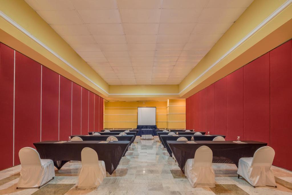 Konferenční prostory v ubytování Copacabana Beach Hotel Acapulco