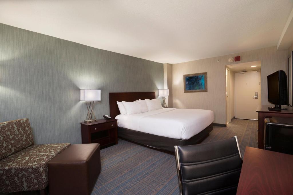Holiday Inn Columbus Dwtn-Capitol Square, an IHG Hotel - 