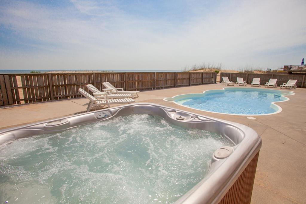 Dmanfish, Virginia Beach (updated prices 2024)