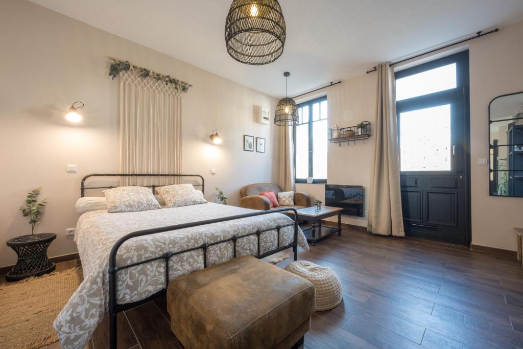 6 place de la détente - Double Room With Spa Bath