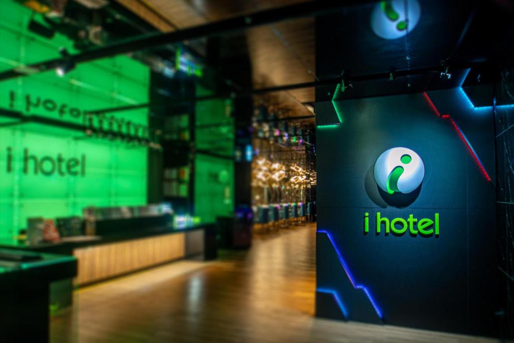 Certifikát, hodnocení, plakát nebo jiný dokument vystavený v ubytování i hotel 中壢館