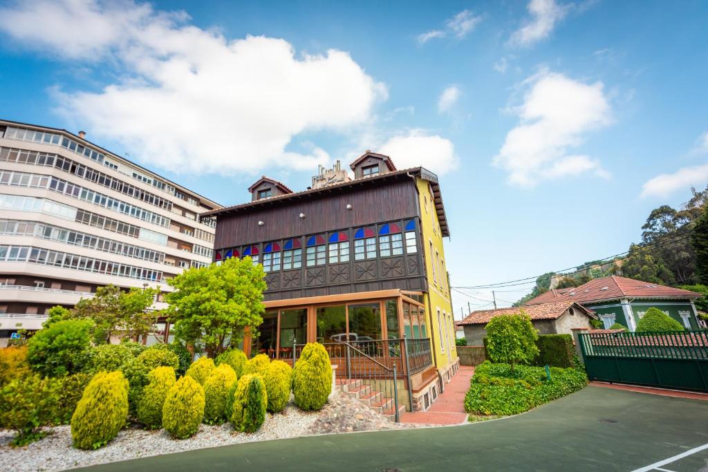 The building in which a szállodákat is located