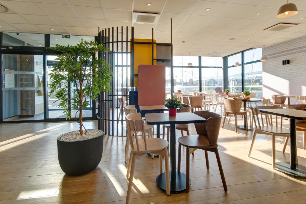Restaurace v ubytování B&B HOTEL Epernay