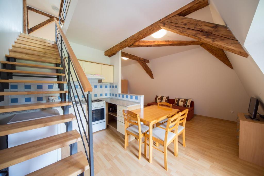 Chateau Diva - Duplex Apartment With Double Bed