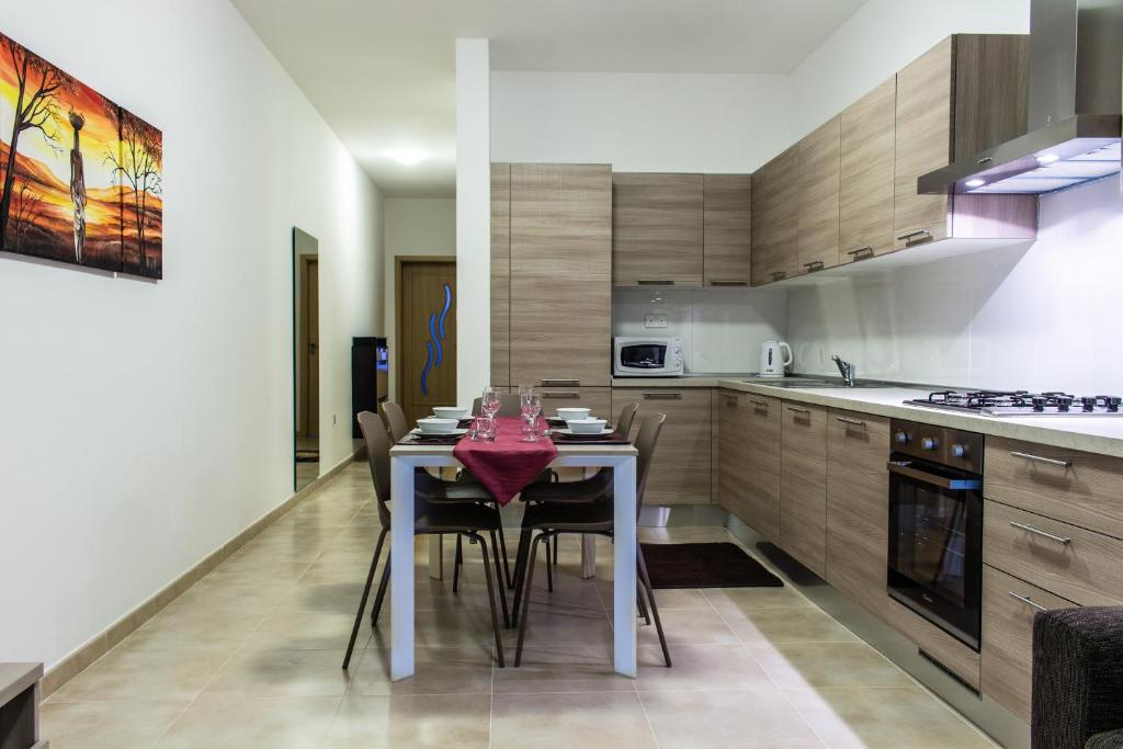 2 bedroom Apartment close to city centre