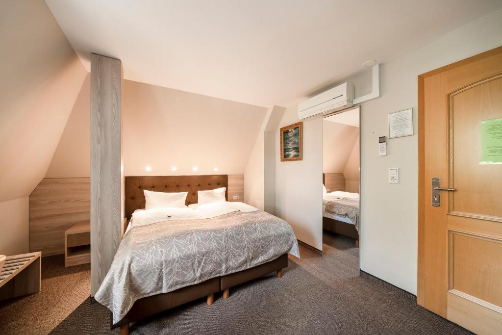 Hotel Villa am Waldschlösschen - 16