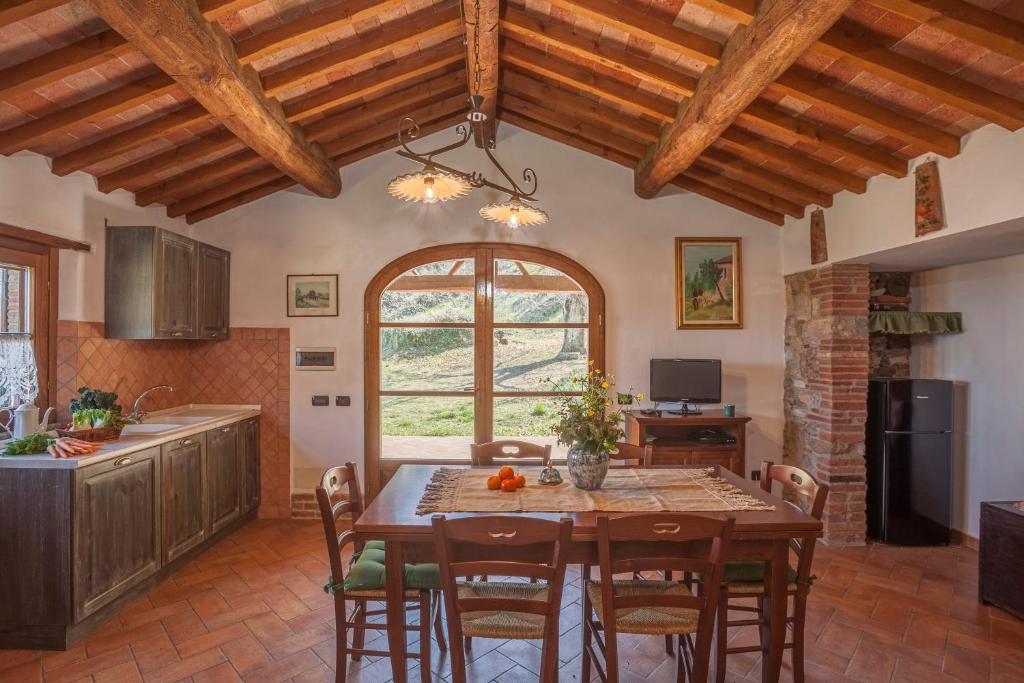 Kuchyň nebo kuchyňský kout v ubytování Casa nel Bosco
