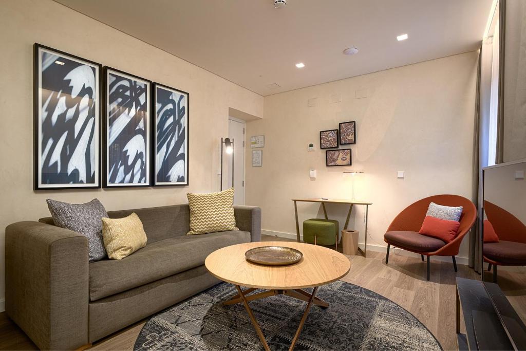 Posezení v ubytování Suites Murillo Plaza Sta. Cruz
