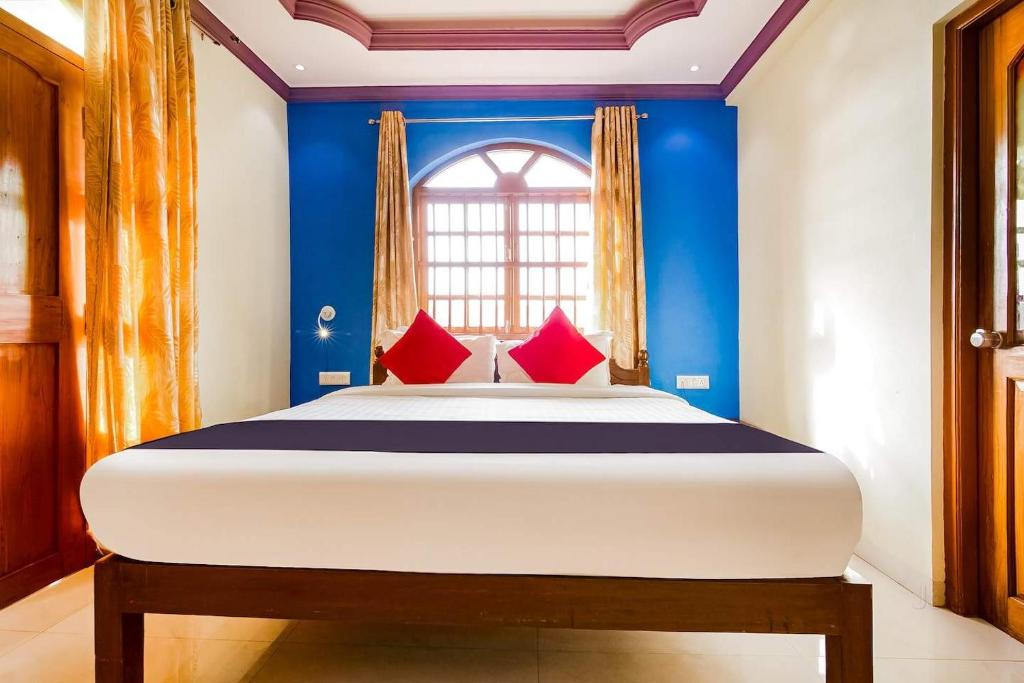 Larios Beach Holidays - Deluxe Double Room