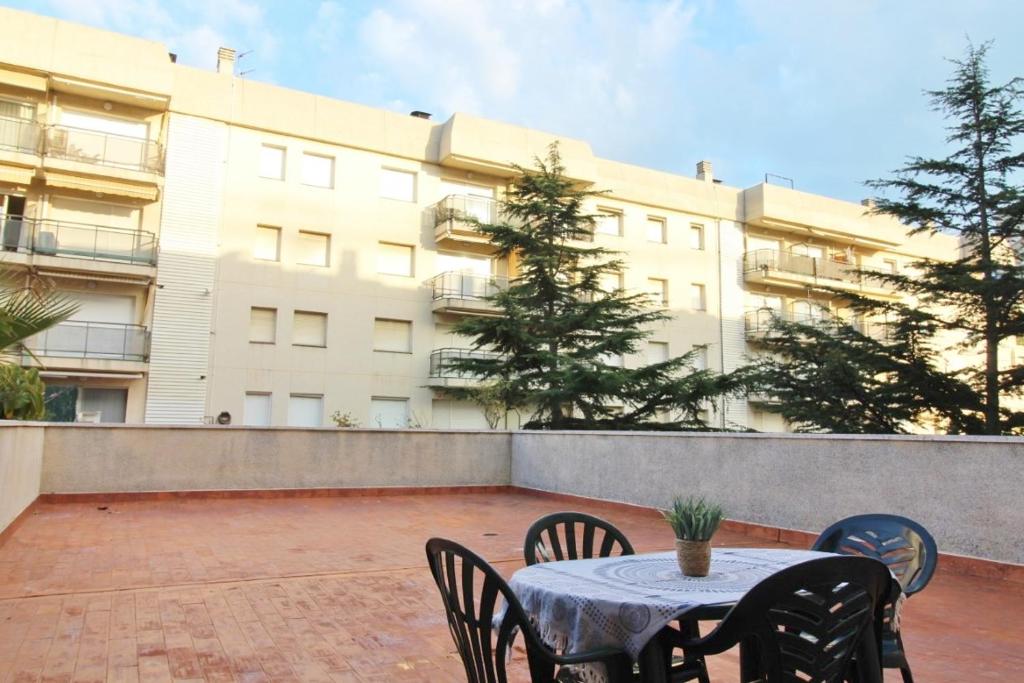 Apartamento con gran terraza, Palamós – Bijgewerkte prijzen 2023