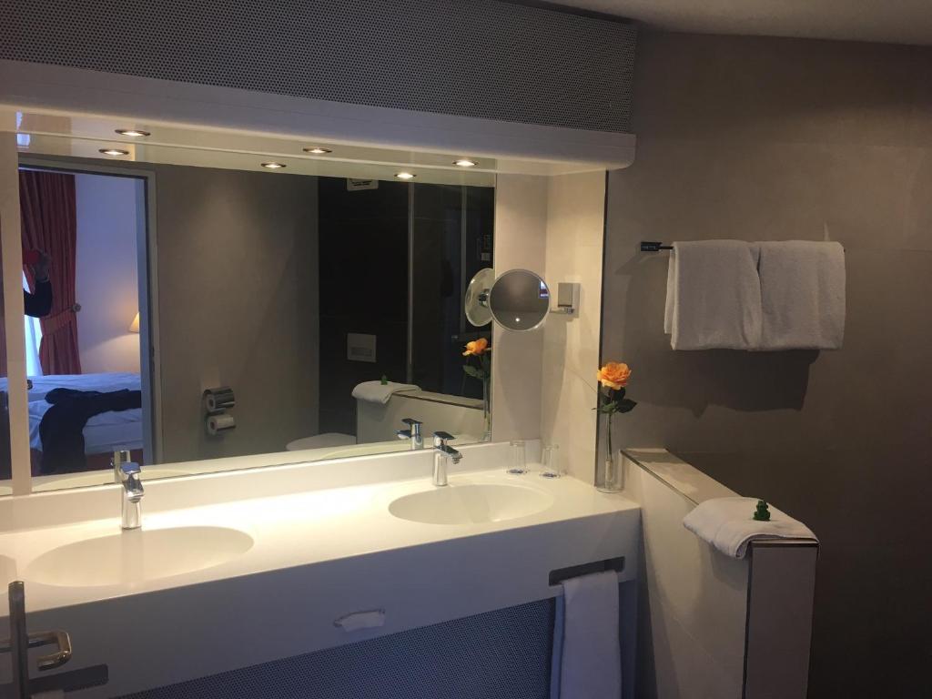 Alexander am Zoo - Resim 16