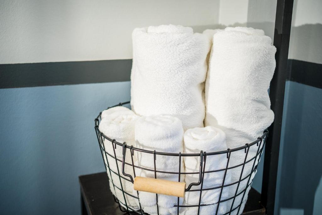บ้านสุขซอย5 - Deluxe Quadruple Room
