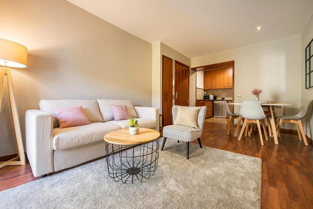 UP ROOMS BANYOLES - 