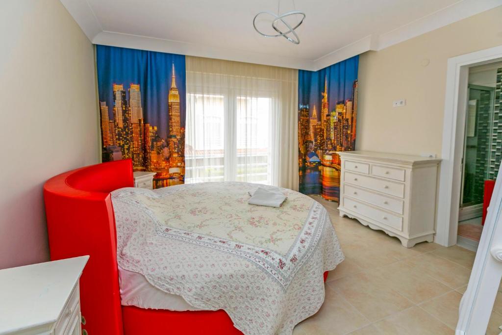 Postel nebo postele na pokoji v ubytování Paradise Town Villa Despina
