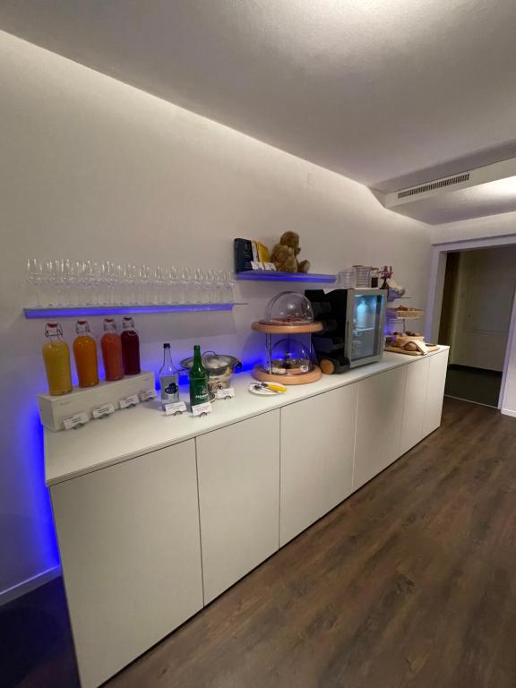 Kuchyň nebo kuchyňský kout v ubytování Hotel Bären Suhr