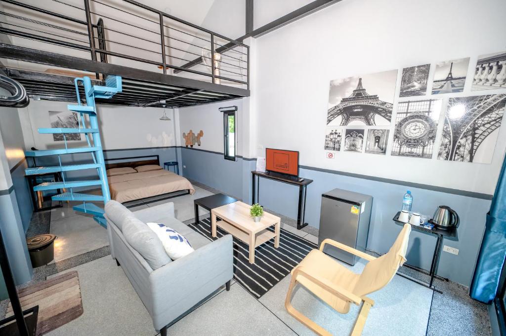 บ้านสุขซอย5 - Family Room