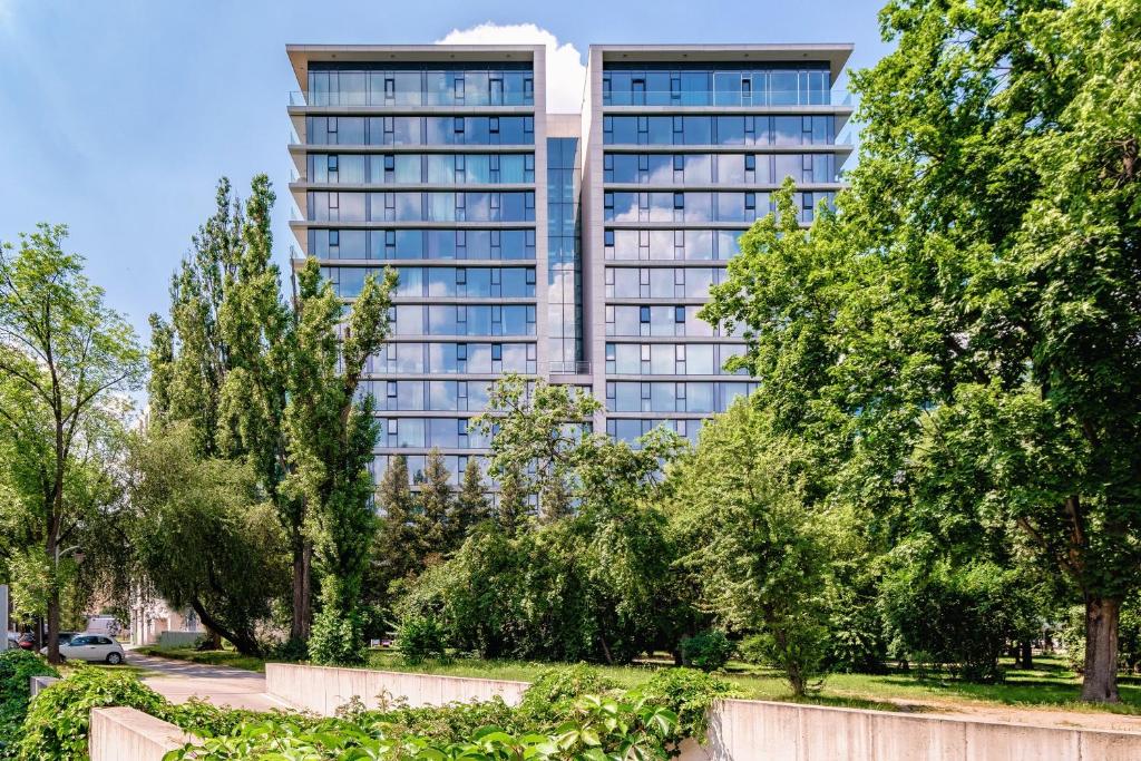 Budova, v ktorej sa apartmán nachádza