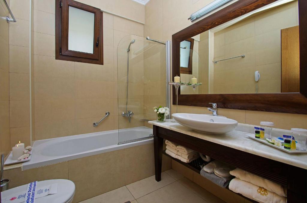 Mediterranean Village Hotel & Spa - 12