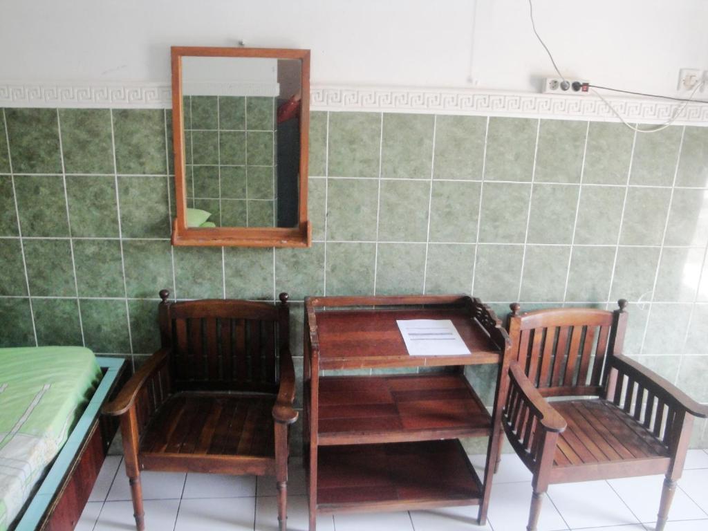 Imagem da galeria de Hotel Arjuna Sari Bandungan em Bandungan